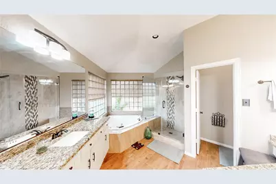 104 Island Circle, Shady Shores, TX 76208 - Photo 23