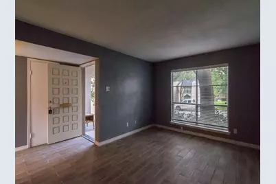 317 Valley Park Drive, Garland, TX 75043 - Photo 5