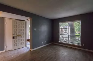 317 Valley Park Dr, Garland, TX 75043 - Photo 5