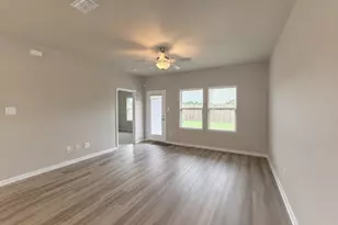 205 Greenbriar Dr, Princeton, TX 75071 - Photo 5