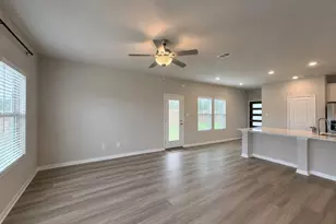 205 Greenbriar Dr, Princeton, TX 75071 - Photo 3