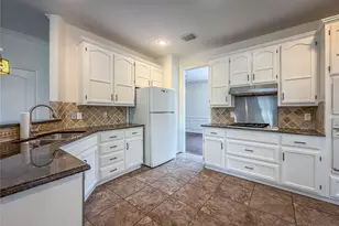 2308 Mapleleaf Ln, Flower Mound, TX 75028 - Photo 7
