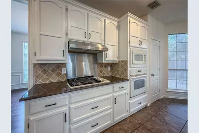 2308 Mapleleaf Lane, Flower Mound, TX 75028 - Photo 5