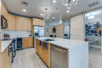 1505 Elm Street #1101, Dallas, TX 75201 - Photo 9