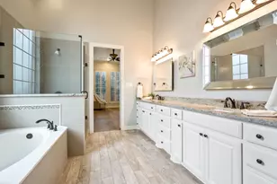 1027 Sir Lancelot Cir, Lewisville, TX 75056 - Photo 23