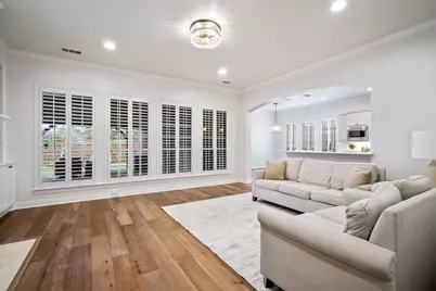 1027 Sir Lancelot Circle, Lewisville, TX 75056 - Photo 15