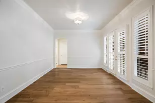 1027 Sir Lancelot Cir, Lewisville, TX 75056 - Photo 17