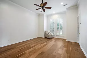 1027 Sir Lancelot Cir, Lewisville, TX 75056 - Photo 19