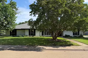 4847 Mill Run Rd, Dallas, TX 75244 - Photo 1
