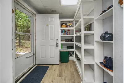 1152 W Lake Drive, Weatherford, TX 76087 - Photo 5