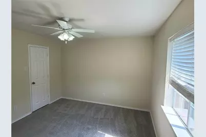 105 Dorsett Drive, Irving, TX 75063 - Photo 31