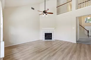 105 Dorsett Dr, Irving, TX 75063 - Photo 11