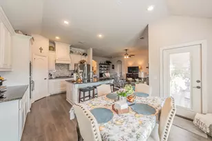 1036 Kingston Dr, Godley, TX 76044 - Photo 27