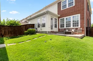 1036 Gardenia St, Carrollton, TX 75007 - Photo 15
