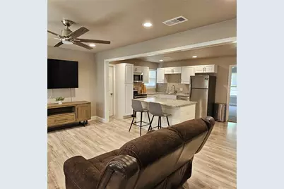 802 Brown Trail, Bedford, TX 76022 - Photo 7