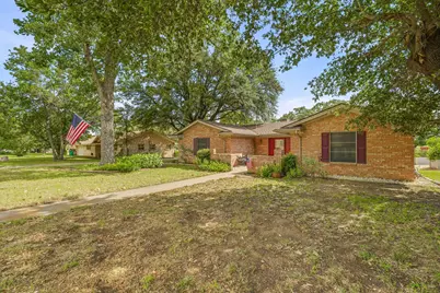 1335 N Lydia Street, Stephenville, TX 76401 - Photo 3