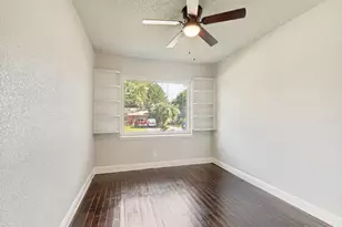 913 W Inwood Dr, Arlington, TX 76013 - Photo 13