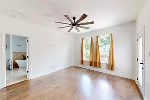 1301 Compton St, Dallas, TX 75203 - Photo 11