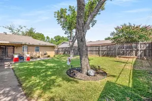 3750 Ridgeoak Way, Farmers Branch, TX 75244 - Photo 21