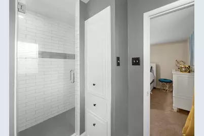 3750 Ridgeoak Way, Farmers Branch, TX 75244 - Photo 15