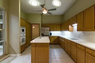 3215 San Sebastian Dr, Carrollton, TX 75006 - Photo 17