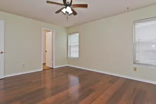 6014 Parkmeadow Dr, Arlington, TX 76018 - Photo 13
