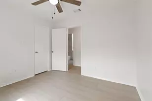 2024 Oakmeadow St, Bedford, TX 76021 - Photo 19