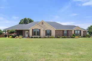 413 Rugged Dr, Red Oak, TX 75154 - Photo 1