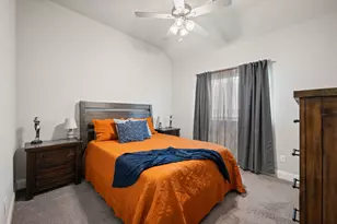 583 Crystal Lk Ln, Red Oak, TX 75154 - Photo 17