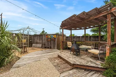 110 W Crockett Street, Wolfe City, TX 75496 - Photo 31