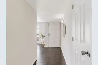 5121 Pruitt Drive, The Colony, TX 75056 - Photo 3