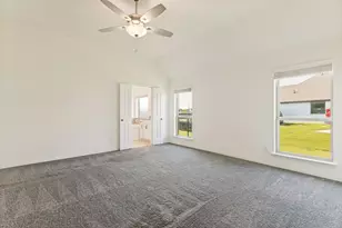1310 Oliver Creek Dr, Justin, TX 76247 - Photo 21