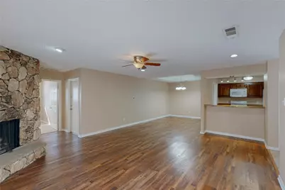 1904 N Irving Heights Drive, Irving, TX 75061 - Photo 5