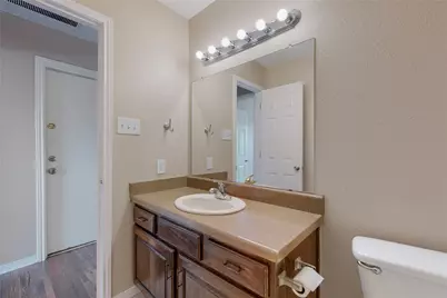 1904 N Irving Heights Drive, Irving, TX 75061 - Photo 23