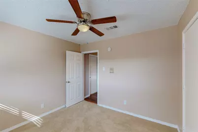 1904 N Irving Heights Drive, Irving, TX 75061 - Photo 21