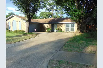 5420 Kings Manor Drive, Lake Dallas, TX 75065 - Photo 1