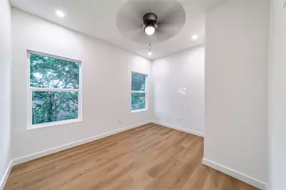 814 Lambert Street, Dallas, TX 75203 - Photo 17