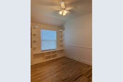 4527 Wescott Drive, Grand Prairie, TX 75052 - Photo 19