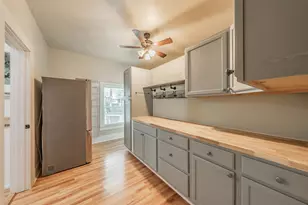 306 Davis St, Weatherford, TX 76086 - Photo 11