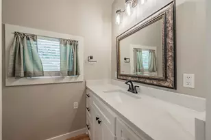 306 Davis St, Weatherford, TX 76086 - Photo 15