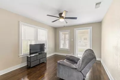 3227 Spring Avenue, Dallas, TX 75215 - Photo 9