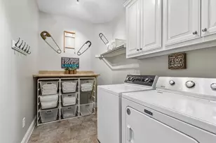 9041 Crockett Dr, Lantana, TX 76226 - Photo 13