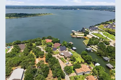 6107 Grande Cove Court, Granbury, TX 76049 - Photo 1
