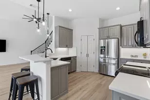 6107 Grande Cove Ct, Granbury, TX 76049 - Photo 13