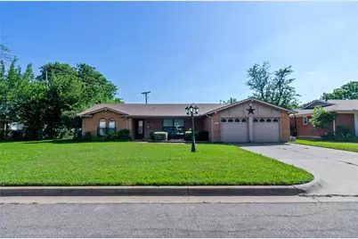 509 NW Mound Street, Burleson, TX 76028 - Photo 33