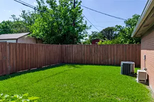 509 NW Mound St, Burleson, TX 76028 - Photo 31