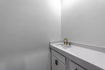 816 Lambert Street, Dallas, TX 75203 - Photo 13