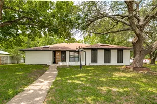 830 Bordner Dr, Lancaster, TX 75146 - Photo 1