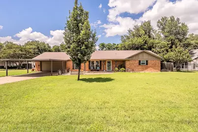 5004 Blackstone Drive, River Oaks, TX 76114 - Photo 1