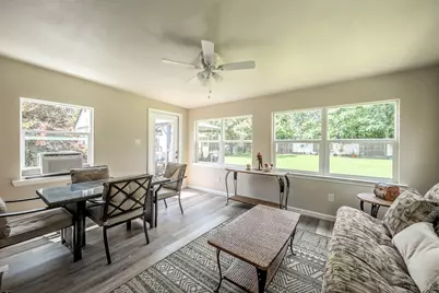 5004 Blackstone Drive, River Oaks, TX 76114 - Photo 5